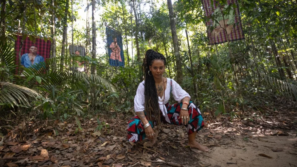 Artista manauara estreia exposição ‘Costura de Cores Ancestrais’ em São Luís (MA)