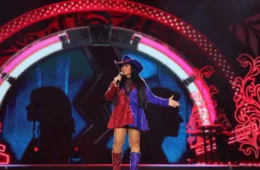 Klessinha é atração nacional nos 44 anos de Rio Preto da Eva