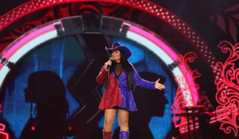 Klessinha é atração nacional nos 44 anos de Rio Preto da Eva