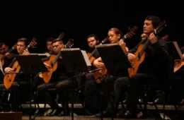 Orquestra de Violões homenageia mulheres em concerto gratuito no Teatro Amazonas