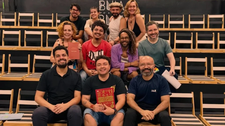 Espetáculo “Romeu e Julieta de Parintins” estreia no Teatro Amazonas com apresentações em março