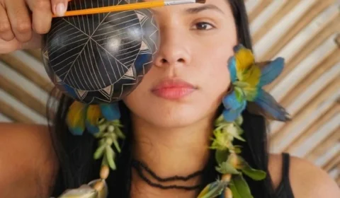 Identidade e espiritualidade: projeto de grafismo corporal indígena realiza oficinas nos dias 14 e 15 de abril