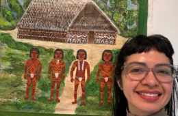 Exclusiva: estreia em Paris a exposição ‘Passeurs’, que reúne artistas indígenas com curadoria Trudruá Dorrico Makuxi