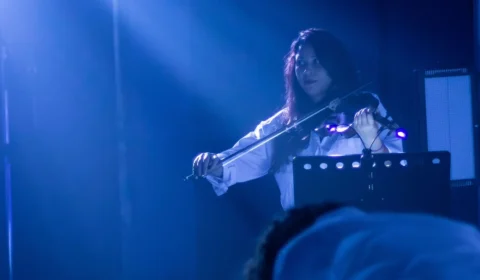 Espetáculo internacional, imersivo e gratuito ‘Winterreise’ chega a Manaus para o Festival Amazonas de Ópera