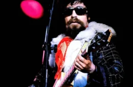 Tacacá na Bossa: especial Raul Seixas no Largo São Sebastião com a banda Núcleo Base