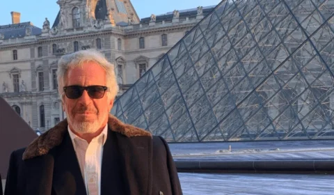 Quem foi Jeffrey Epstein: crimes sexuais, poder e silêncio – Além do Crime aborda o caso nesta quintra (28)
