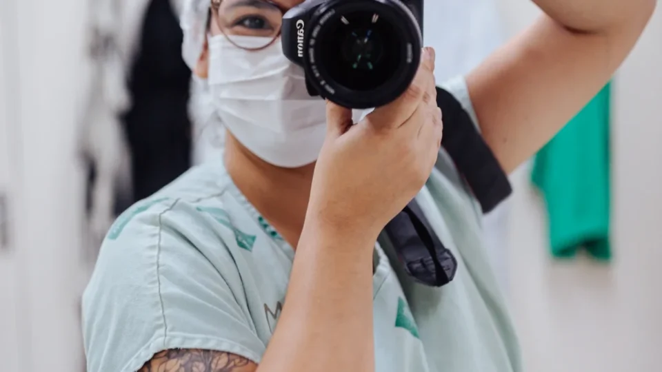 Fotógrafa amazonense é única brasileira selecionada para exposição ‘Love’ em Paris