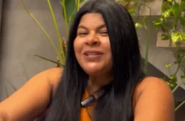 Sônia Guajajara elogia referências indígenas em novo clipe de Anitta e Shakira