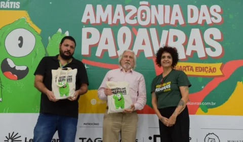 Amazônia das Palavras leva poesia falada a estudantes de Manaus