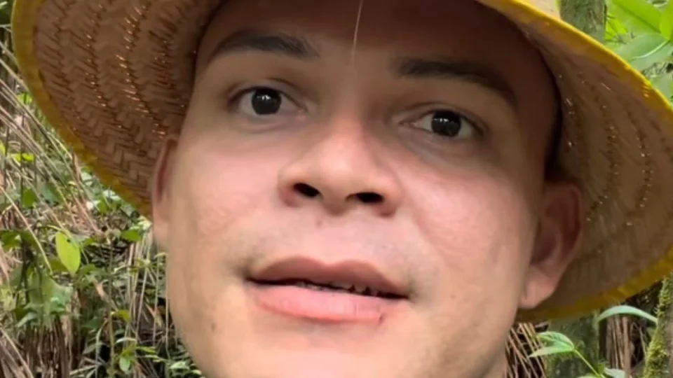Veja vídeos: paraense que vive em cabana viraliza ao falar de eventos sobrenaturais na Amazônia