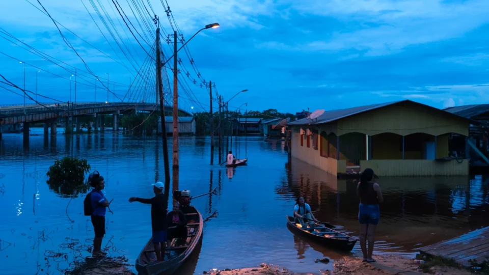 Fotógrafo do Acre vencedor do prêmio ‘Dom e Bruno’ fala do paradoxo de registrar a Amazônia
