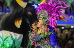 Caprichoso reconquista o topo e vence o 59º Festival de Parintins
