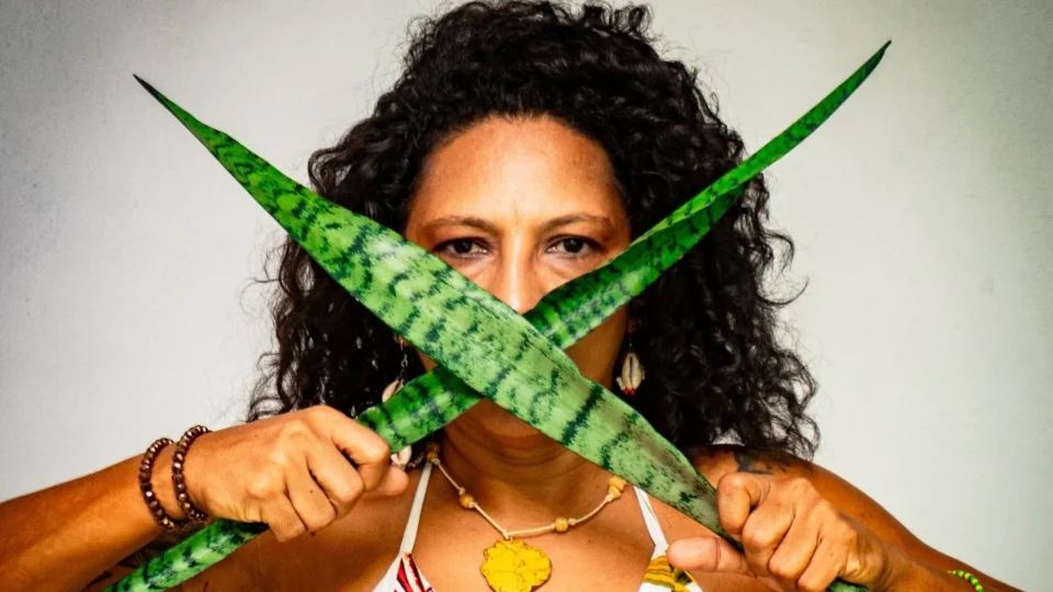 Vívian di Oliveira apresenta show dedicado à obra de Luedji Luna