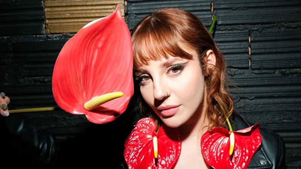 Amazônia Pop: Cella será a enviada especial da Revista Caras no Festival de Parintins