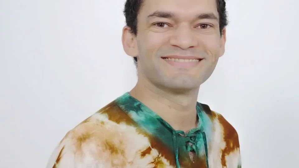 Aldenor Pimentel, de Roraima, lança novo livro infantil ‘Sorriso de Cristal’