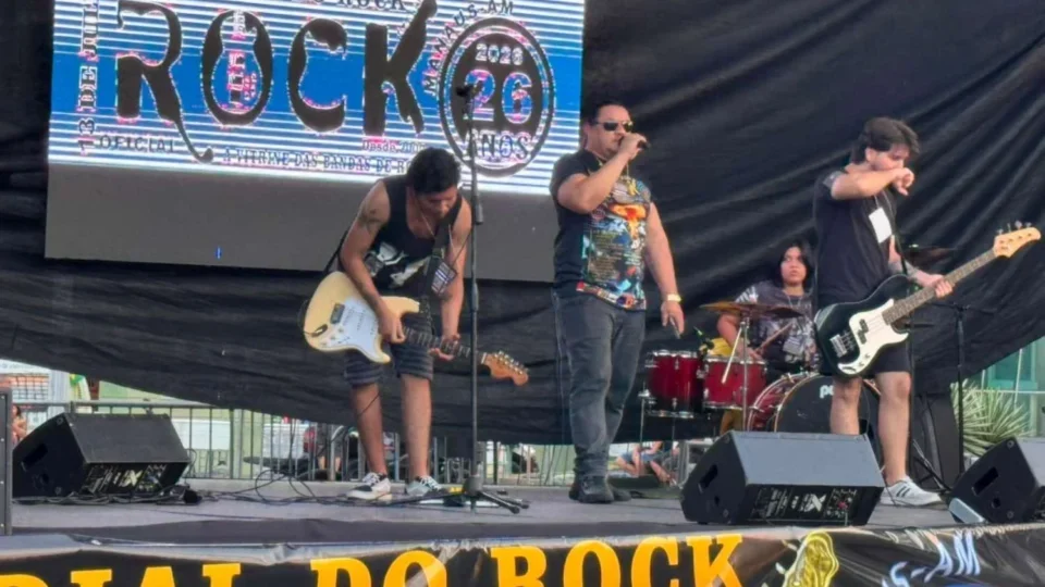 Praça do Congresso vira palco da comemoração do Dia Mundial do Rock em Manaus
