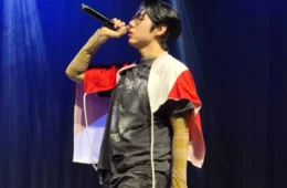 Gaho, voz de “Itaewon Class”, surpreende fãs ao cantar no meio da plateia em Belém