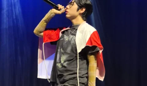 Gaho, voz de “Itaewon Class”, surpreende fãs ao cantar no meio da plateia em Belém
