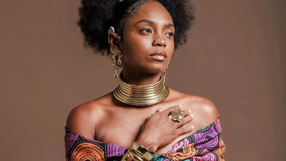 ANCESTRALIDADE AFRO-AMAZÔNICA: espetáculo resgata histórias e tradições no palco