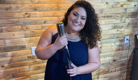 Cantora amazonense Fernanda Sena marca nova fase da carreira com o show “Cabocla da Gema” em Manaus
