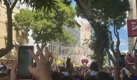 Círio 2026: Com 5 horas de procissão, veja fotos e vídeos da devoção com 2,5 milhões de romeiros