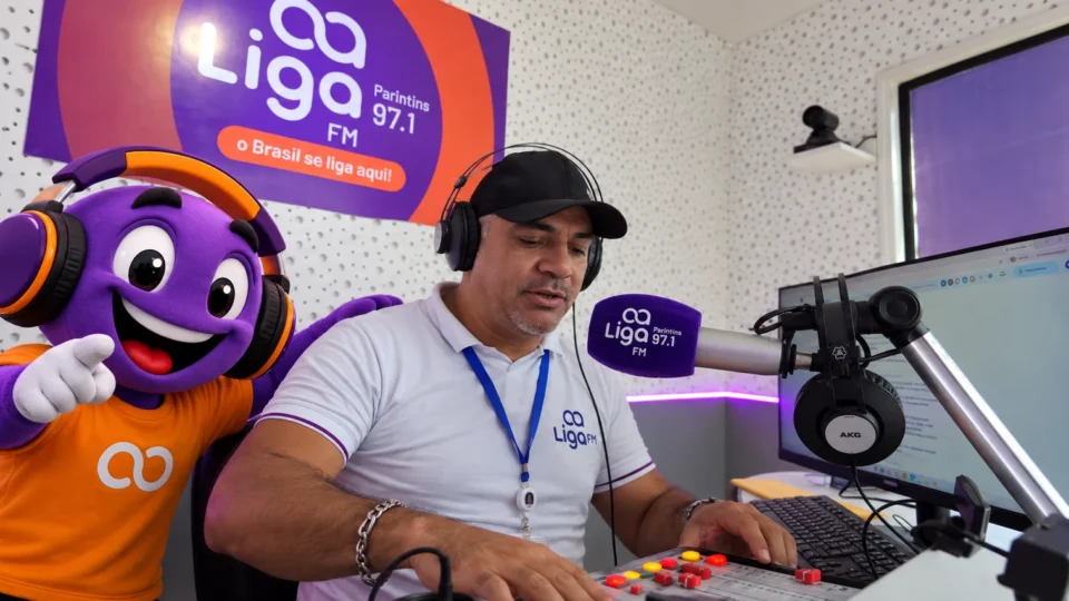 Liga FM Parintins vai sortear brindes para crianças que enviarem mensagens pelo Dia das Crianças