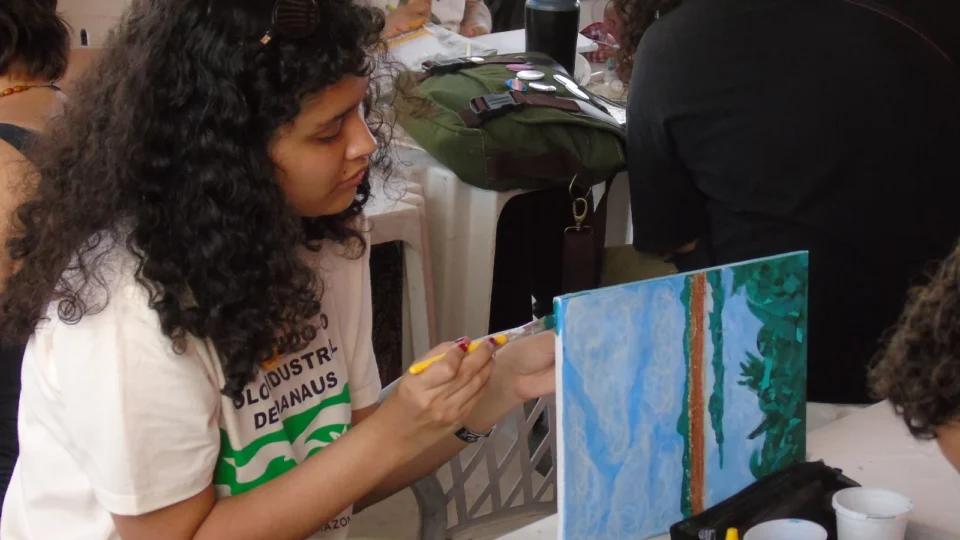 Manaus recebe exposição gratuita com obras de 29 artistas amazonenses no Centro